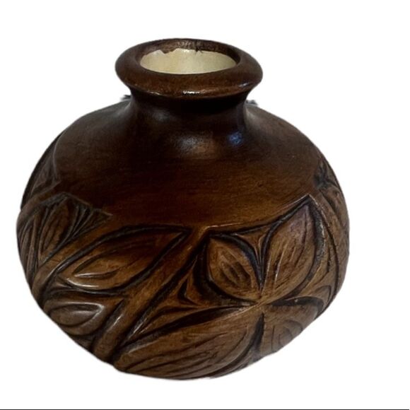 Hawaiian Pottery  - Picture 1 of 10